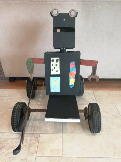 Stephen the Robot by Cathal - Age 7